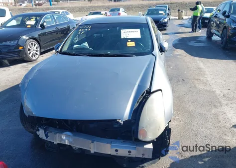 2004 Infiniti G35 z USA, uszkodzony, nr VIN JNKCV54E24M807473